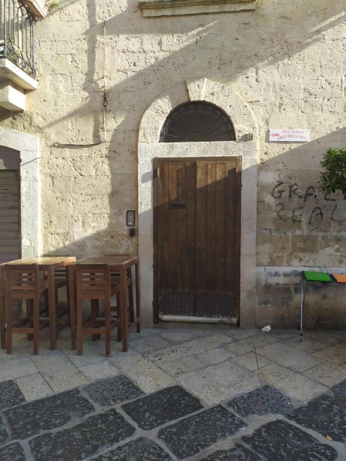 Апартаменты La Piu Bella In Old Town Бари Экстерьер фото